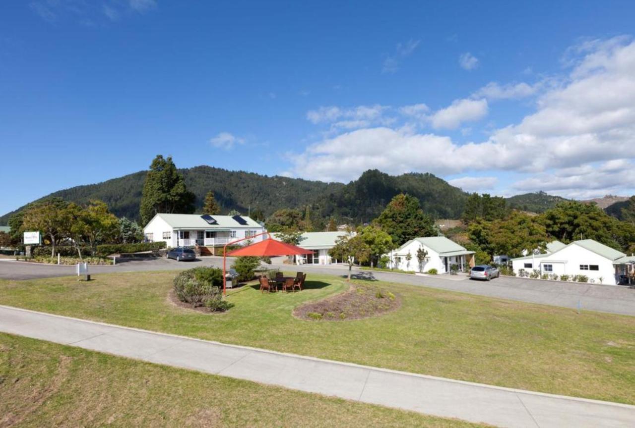 Pauanui Pines Motor Lodge Esterno foto